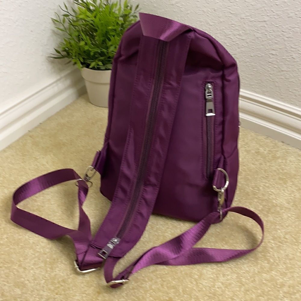 New Backpack - Compact Size - Purple - Picture 2 of 8